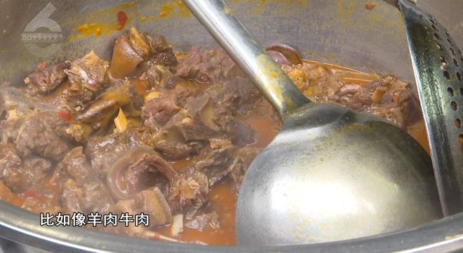 融融！这些御寒姿势总有一款适合你PG麻将胡了2模拟器热腾腾、暖(图5)